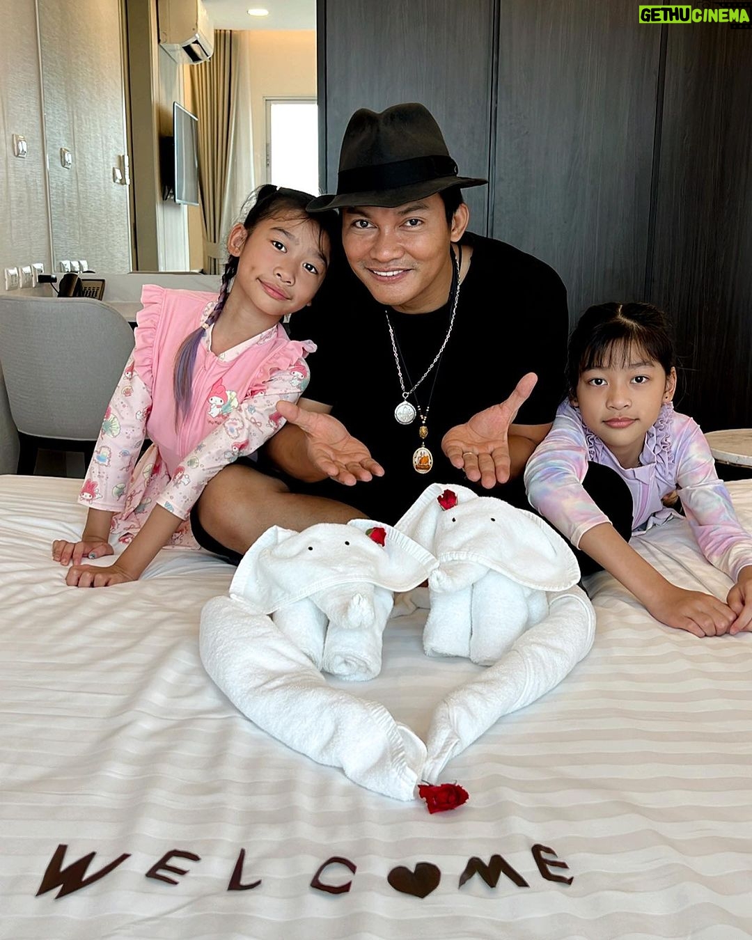Tony Jaa - 19.3K Likes - Thank you for your take care 🙏❤️🐘🇹🇭🎉