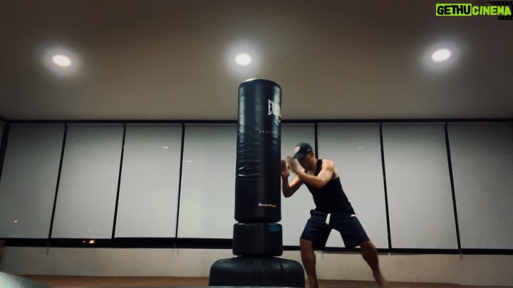 Tony Jaa - 25.9K Likes - Kick ass!!!!