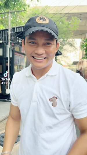 Tony Jaa Instagram - Where is my elephant ? 
🐘🐘🐘
เจอช้างแล้วครับ เจอที่ช่างชุ่ย  @changchuibkk