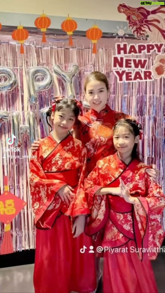 Tony Jaa Instagram - 🧧 新年快乐 🧧 恭喜发财🧧 🧧🧧🧧 #ตรุษจีน #กงสี่ฟาไฉ