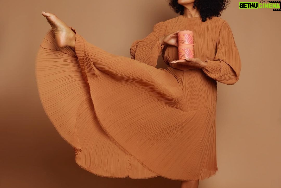 Tracee Ellis Ross Instagram - By popular demand➰〰️➿THE PALO SANTO ENSEMBLE ! Same formulas, Palo Santo scent! Now available exclusively on PATTERNBEAUTY.COM ➰note the ballet leg kick for the Styling Cream —it smells that good👃