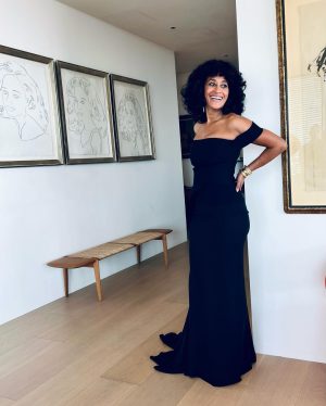Tracee Ellis Ross Instagram - vavavoom 🥸