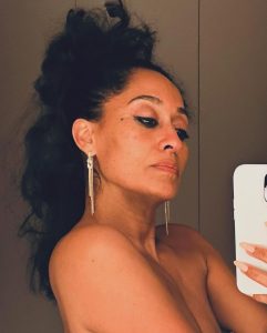 Tracee Ellis Ross Instagram - vavavoom 🥸