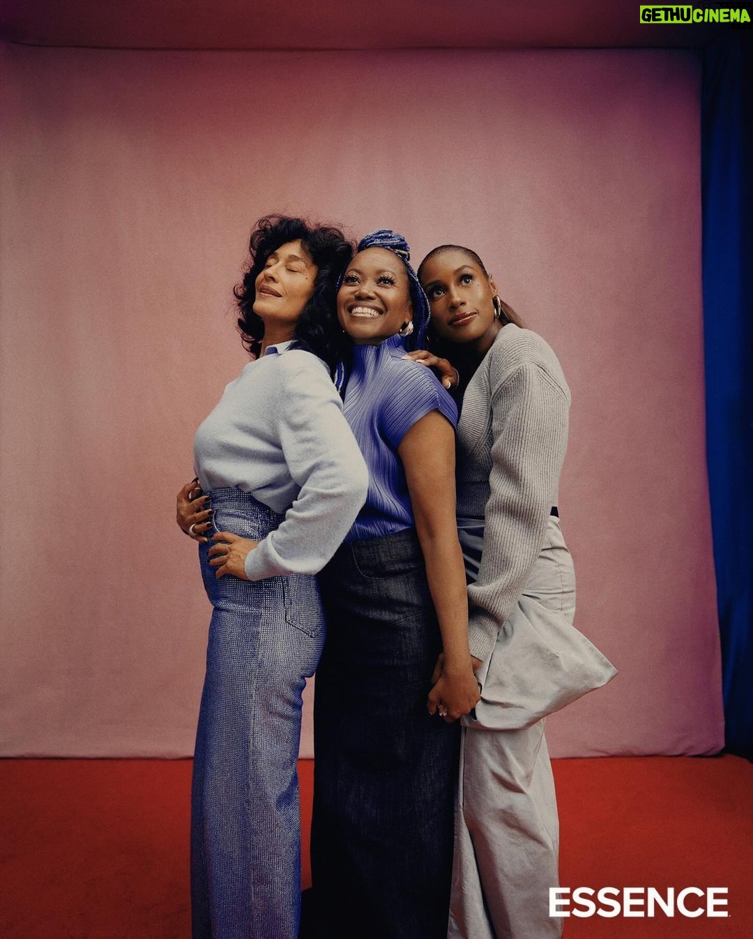 Tracee Ellis Ross Instagram - Well this felt major…two women I admire and one amazing @essence cover story! I’ve been friends with @issarae for years and now get to call the lovely @erikaalexanderthegreat my friend as well. Thank you to @micaiahcarter for capturing us so intentionally and beautifully. #americanfiction