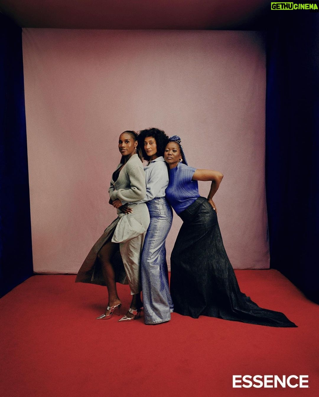 Tracee Ellis Ross Instagram - Well this felt major…two women I admire and one amazing @essence cover story! I’ve been friends with @issarae for years and now get to call the lovely @erikaalexanderthegreat my friend as well. Thank you to @micaiahcarter for capturing us so intentionally and beautifully. #americanfiction
