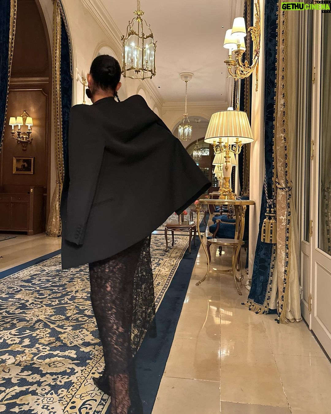 Tracee Ellis Ross Instagram - The PURE JOY I get from playing in my closet and putting together a look! I bought these @ysl lace pants a while ago. Never wore em. Couldn’t figure em out. Then I bought this @prada lace dress and the stars aligned. Paired with my #bottega pumps, @araksofficial bra & panty, old Prada earrings and old SL tux jacket and my gawd …I felt like a dream. Thank you Paris for giving this look a chic back drop. It’s so good y’all might see this one again. Paris,France