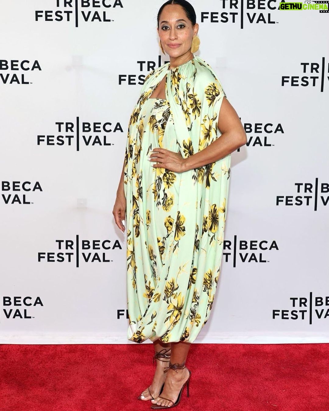 Tracee Ellis Ross Instagram - baby’s 1st TRIBECA … COLD COPY #DianeHager Bravo team cold copy @roxinehelberg @belpowley @nmarlee @jacobtremblay Thank you @bobellis333 @samiranasr @mpaganucci @lamoursnewyork @seenbysharkey @amandadecadenet @qumilee @romyglow @paidvacashin @rachelkarten @adrianaambriz @najmaroberts #paulazamora for your support