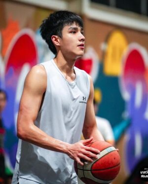 Trai Nimtawat Instagram - เคาะสนิมแปป 🏀🏀