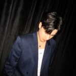 Trai Nimtawat Instagram - ก็คิดอยู่ว่าเมื่อวานใส่สูทอะไร อ๋อ สูทหล่ออ @off____white