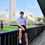 Trai Nimtawat Instagram - ความรักในวัยเรียนก็เหมือนจุดเทียนกลางสายฝน โอ้ะแต่เราเรียนจบแล้วนี่หน่า