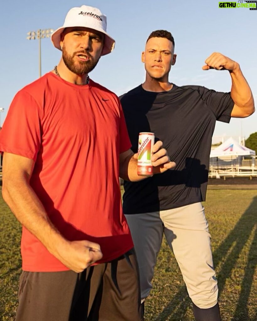 Travis Kelce Instagram - 🗣️All Rise!! Stay tuned + follow our energy drink @ashocenergy for some more of this 🔥🔥🔥content 👀 #TeamAccelerator