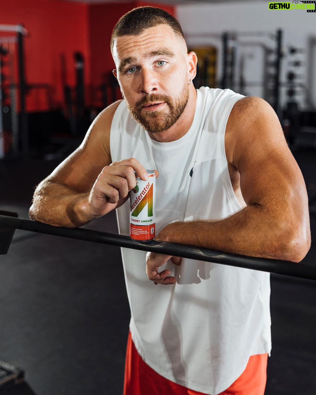 Travis Kelce Instagram - From the practice field to gameday, stay charged with #ASHOC 🔋