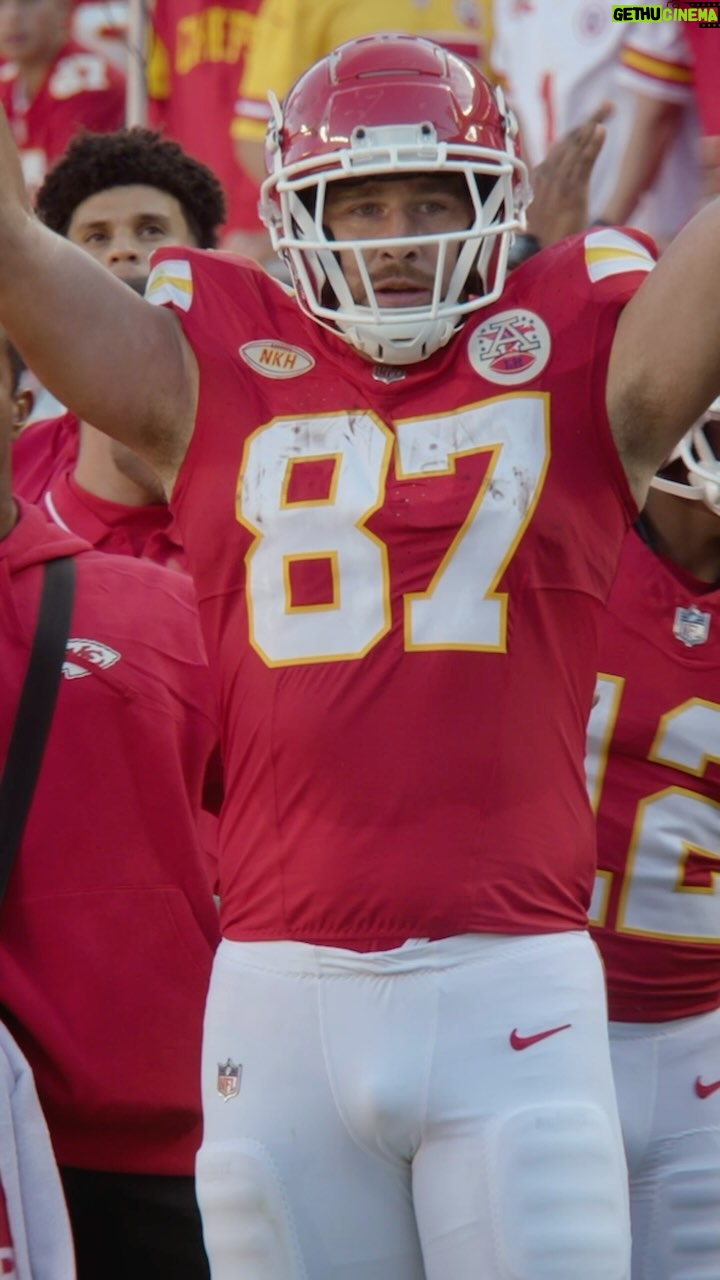 Travis Kelce Instagram - You already know who we had to mic up on National Tight Ends Day 🏹