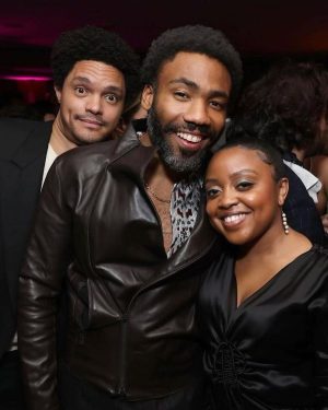 Trevor Noah Instagram - Great night with great company! @VanityFair Oscar Party! @Gucci Styled by: @JasonBolden 📸: @GettyEntertainment #VFOscars #VanityFairOscarParty