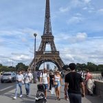 Trevor Noah Instagram - Paris, merci beaucoup pour l'amour et le soutien que vous m'avez montrés ce week-end. J'ai adoré partager des repas avec vous, rire avec vous et avoir les meilleures disputes à 2 heures du matin devant un café. Je ne savais pas à quoi m'attendre mais toutes mes attentes ont été dépassées. Paris a mon cœur et Transavia a toujours mes bagages. 😂 Paris thank you so much for the love and support you showed me this weekend. I enjoyed sharing meals with you, laughs with you, and having the best arguments at 2am outside a cafe. I don’t know what to expect but all my expectations were exceeded. Paris has my heart and Transavia still has my luggage. 😂 📸: @wilsylvince Paris,France