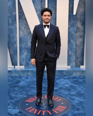 Trevor Noah Instagram - Great night with great company! @VanityFair Oscar Party! @Gucci Styled by: @JasonBolden 📸: @GettyEntertainment #VFOscars #VanityFairOscarParty