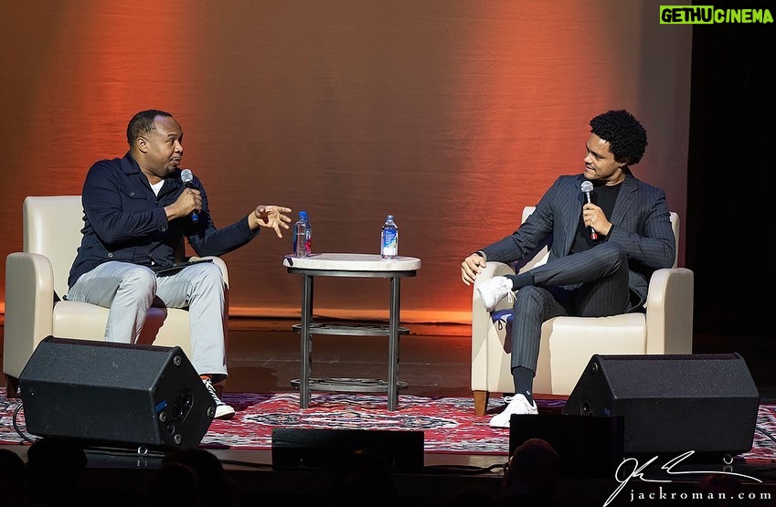 Trevor Noah Instagram - Such a fun night! Thank you everyone that came out to the @tillescenter at LIU tonight! ππΎ And please let these pics serve as proof in case @roywoodjr is still telling people we donβt hang out anymore! ππ·: @jackromanphoto Tilles Center for the Performing Arts