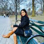 Tridha Choudhury Instagram – Spotted: T walking through Central Park, wearing boots. Wonder where she’s headed…
XOXO – #gossipgirl 🖤

#travelwithtridha #nyc  #nycfashion #nyfashionweek #nyfashion #burberrytrench #yslbag #pradaeyewear #centralpark #centralparkmoments Central Park, Manhattan, New York City