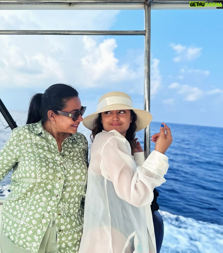 Tridha Choudhury Instagram - My manager, my critic, my mother … Thank you for always letting me be my Most Authentic self 🦩 #momanddaughter #momager #vacationtime #vacationmood #islandparadise #geminigang #geminiworld