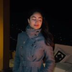 Tridha Choudhury Instagram – Take a moment to pause and feel what you feel … 
Feel it all🌻
– #misstriouslyours 

#therapywithtridha #travelwithtridha #innerchild #innerbeauty #innerengineering #wintertales #winterwear