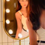 Tridha Choudhury Instagram – Be with someone who looks at you as lovingly as you look at yourself- #misstriouslyours ⭐️

#mirrormirror #mirrormirroronthewall #loveyourbody #loveyourskin 

Do you love yourself? ⭐️