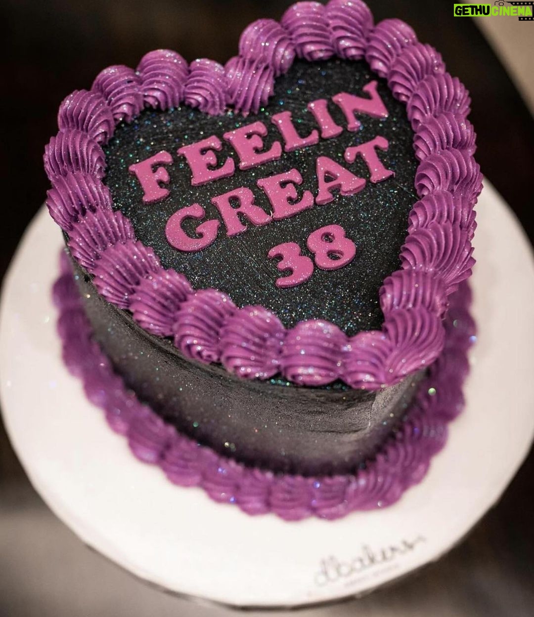 Trina Instagram - Happy birthday bro πππππ πΎππ₯³ @midoristarmediagroup 20 plus years of LAUGHS πππ§‘π« LOVE π₯³ Bless Up