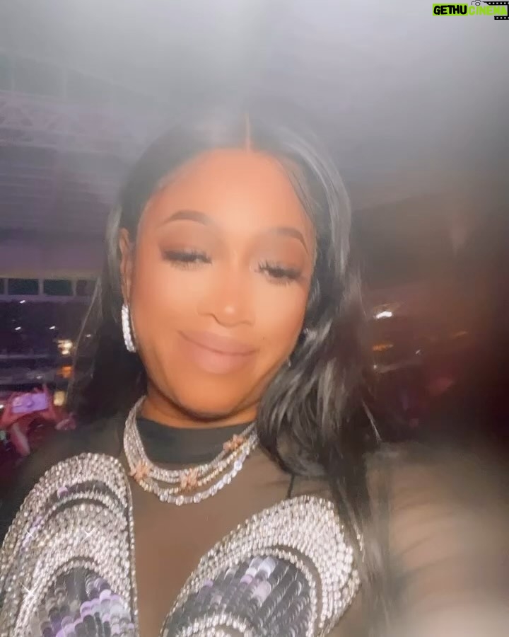 Trina Instagram - Still in awwww of the BEST Performer in The World ๐ฅน๐๐ last night was so unreal ๐ฅฐ it was beyond beyond the most amazing most exhilarating show Iโve ever seen in my life ๐๐งก๐๐ฅฐ