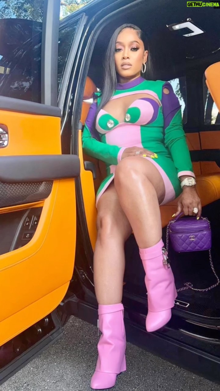 Trina - 59.4K Likes - She ain’t me tho 💜💫✨