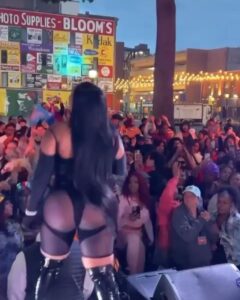 Trina Instagram - Happy Pride Month 😍✨💫⚡️🏳️‍🌈 Thank You 💐🧡💜🥹