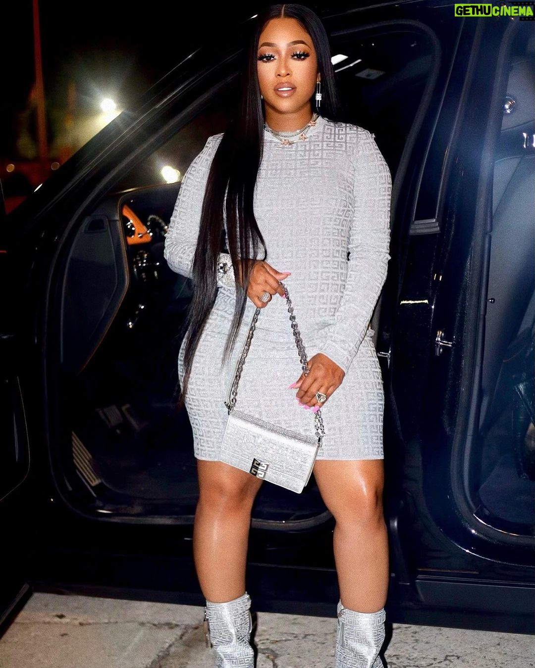 Trina - 34K Likes - Motion 🩶