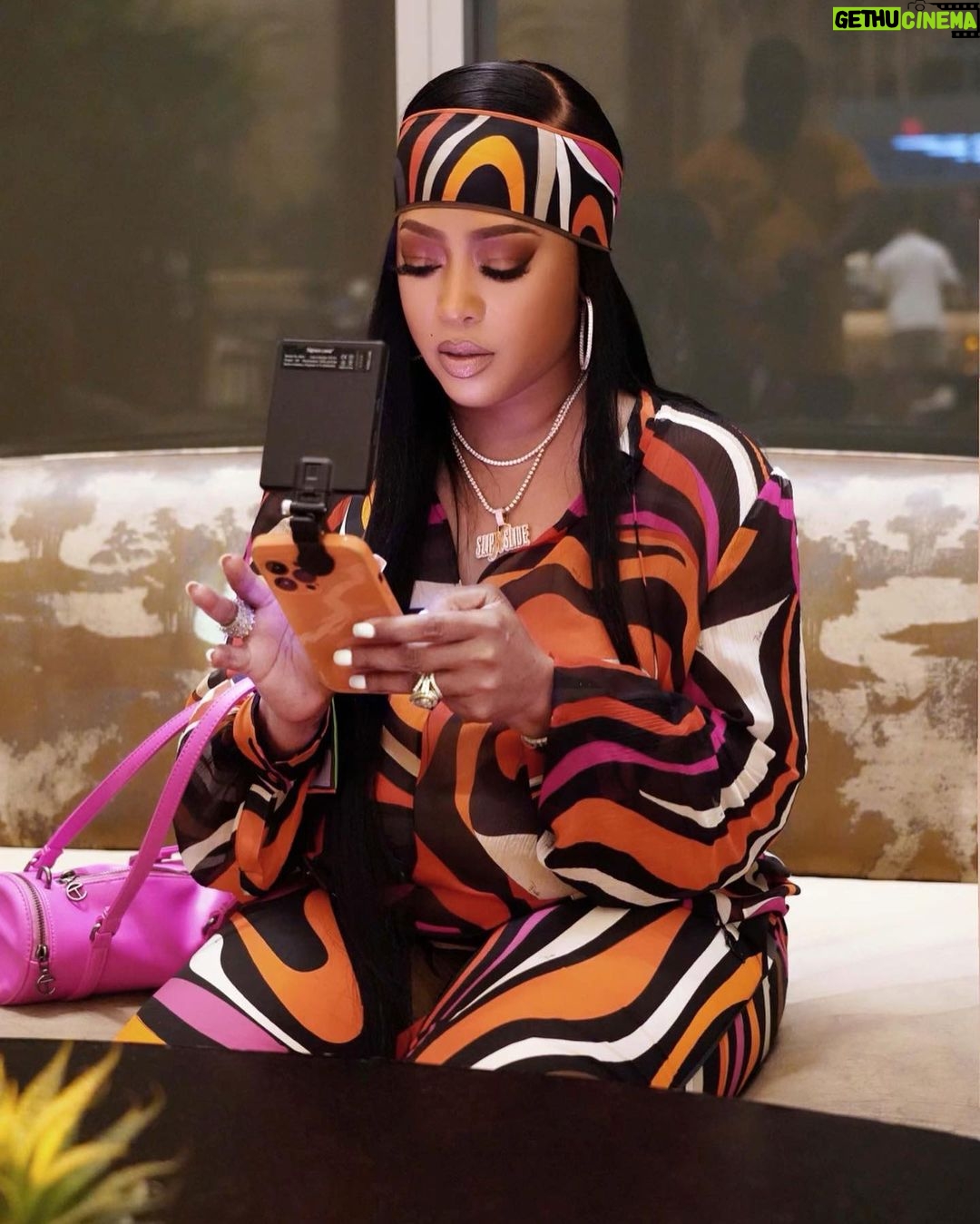 Trina - 33.5K Likes - You’re a lot to lose so don’t play about yourself, EVER 🧡🩷🖤