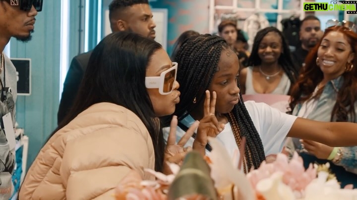 Trina Instagram - Didn’t catch @trinarockstarr’s takeover at the @wethebeststore on Collins? Here’s what you missed! ⁠ ⁠ From fan luv to incredible surprises, the moments were unforgettable. A special shoutout to our Dream Maker winner, @aboutkenisha. With Trina’s help, we gifted her a video production package, a new laptop, and more to support her YouTube channel! 🔥⁠ ⁠ #snipesusa #snipesknows