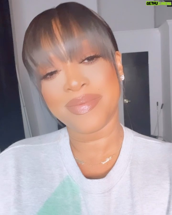 Trina Instagram - Limiting people’s access to YOU is self care 💜💫🧡