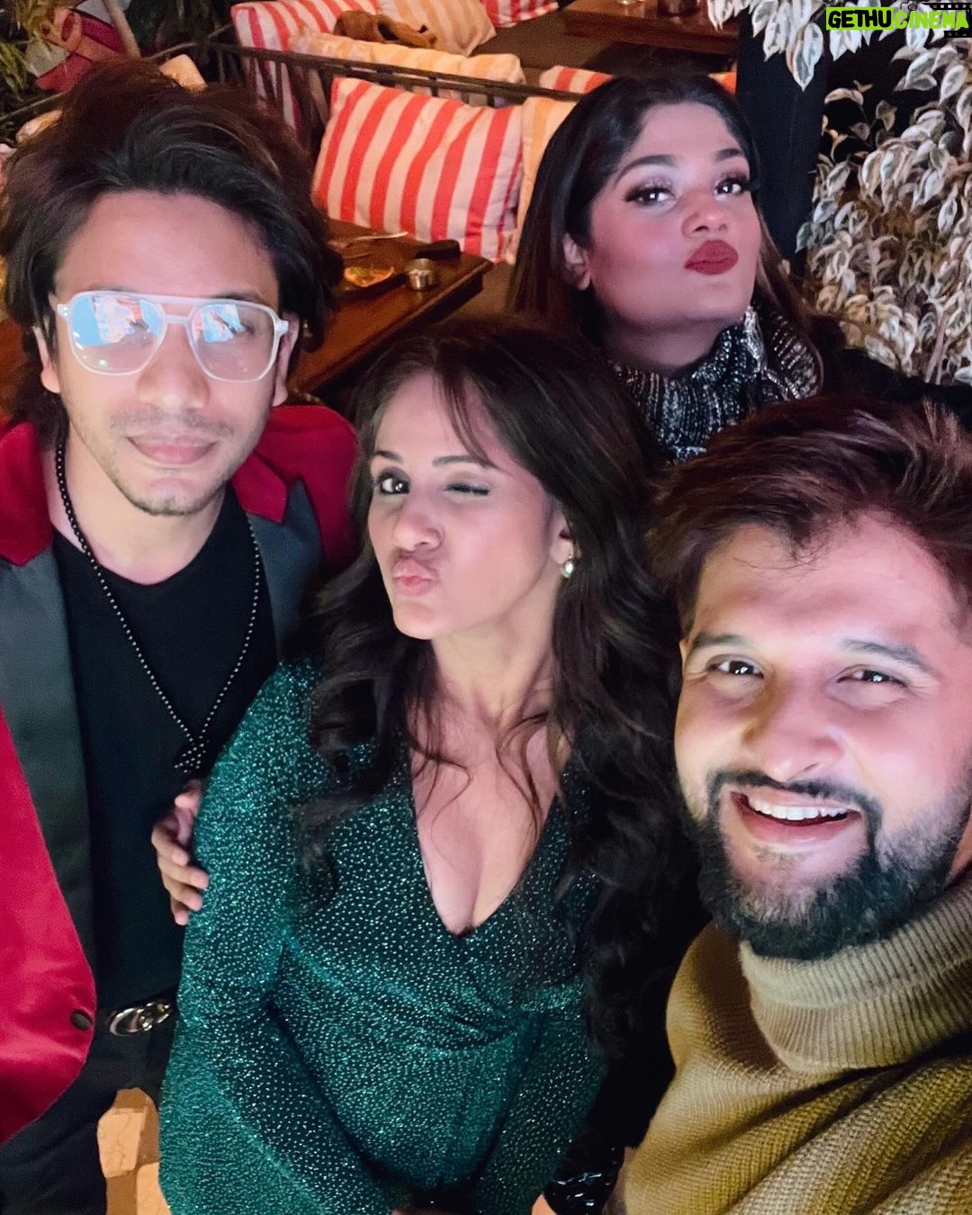 Trina Saha Instagram - Happy birthday once again hotness!! love d way u introduce me to everyone as “My 1st industry friend”..thats adorable😇…8years and still d same vibe..we hardly meet,bt wen we do its a blast 🤟🏻 #lastnight #birthdaygirl #friends