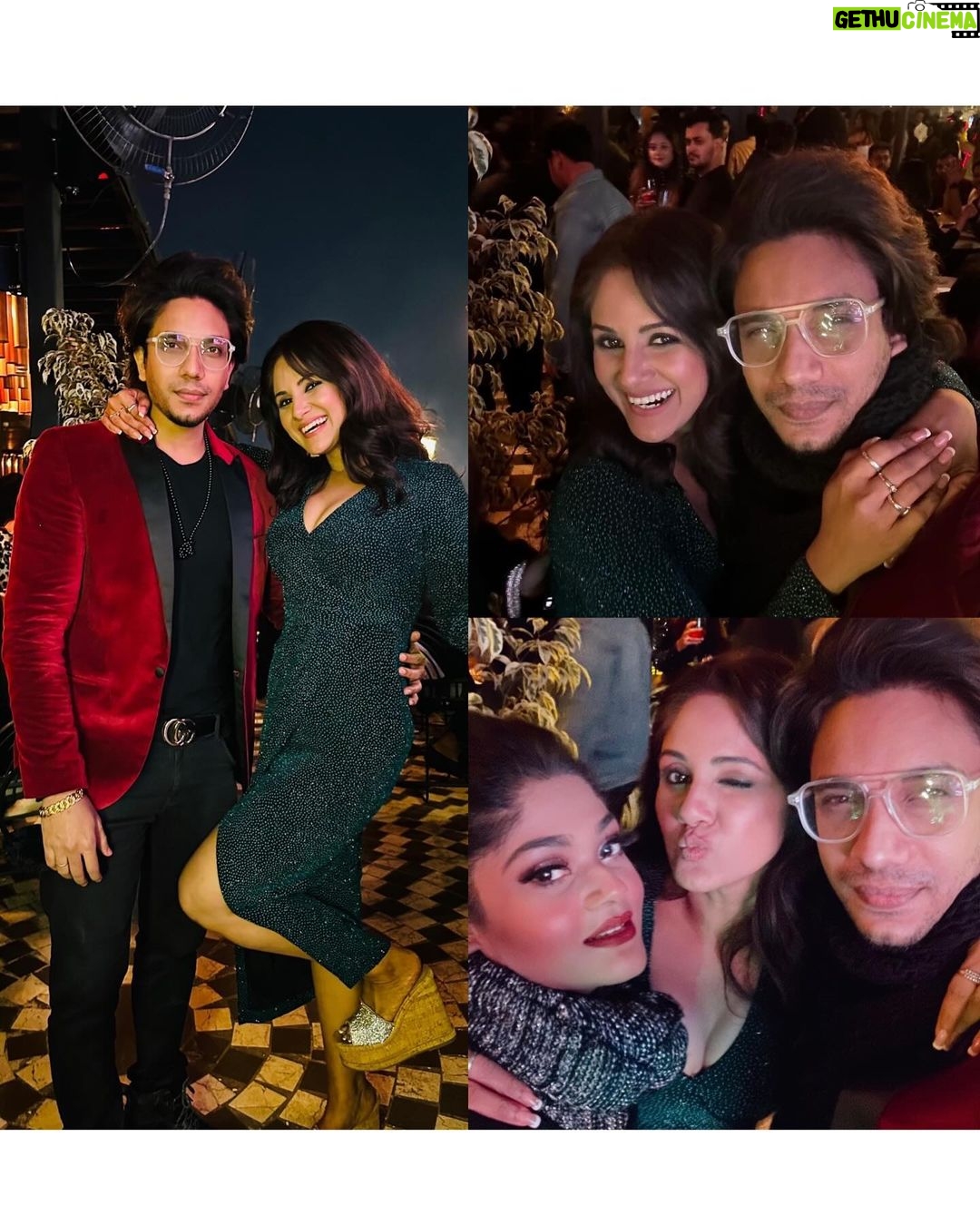 Trina Saha Instagram - Happy birthday once again hotness!! love d way u introduce me to everyone as “My 1st industry friend”..thats adorable😇…8years and still d same vibe..we hardly meet,bt wen we do its a blast 🤟🏻 #lastnight #birthdaygirl #friends