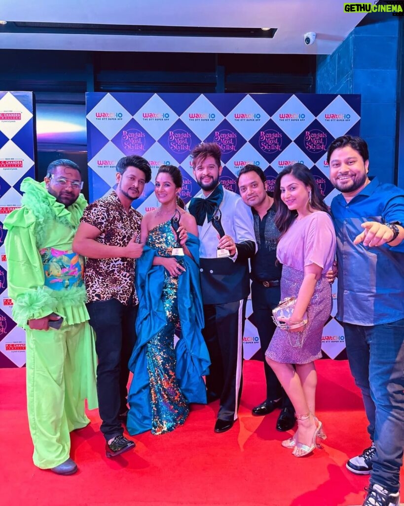 Trina Saha Instagram - Congratulations on your Win guys🥰🥰😘😘. . . Bengal's Most stylish TV couple ❤️❤️ . . God Bless You Both😘😘 Fairfield by Marriott Kolkata