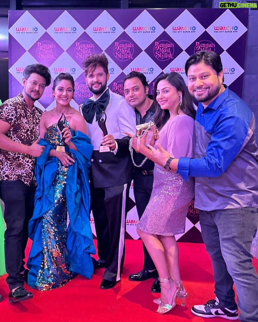 Trina Saha Instagram - Congratulations on your Win guys🥰🥰😘😘. . . Bengal's Most stylish TV couple ❤️❤️ . . God Bless You Both😘😘 Fairfield by Marriott Kolkata