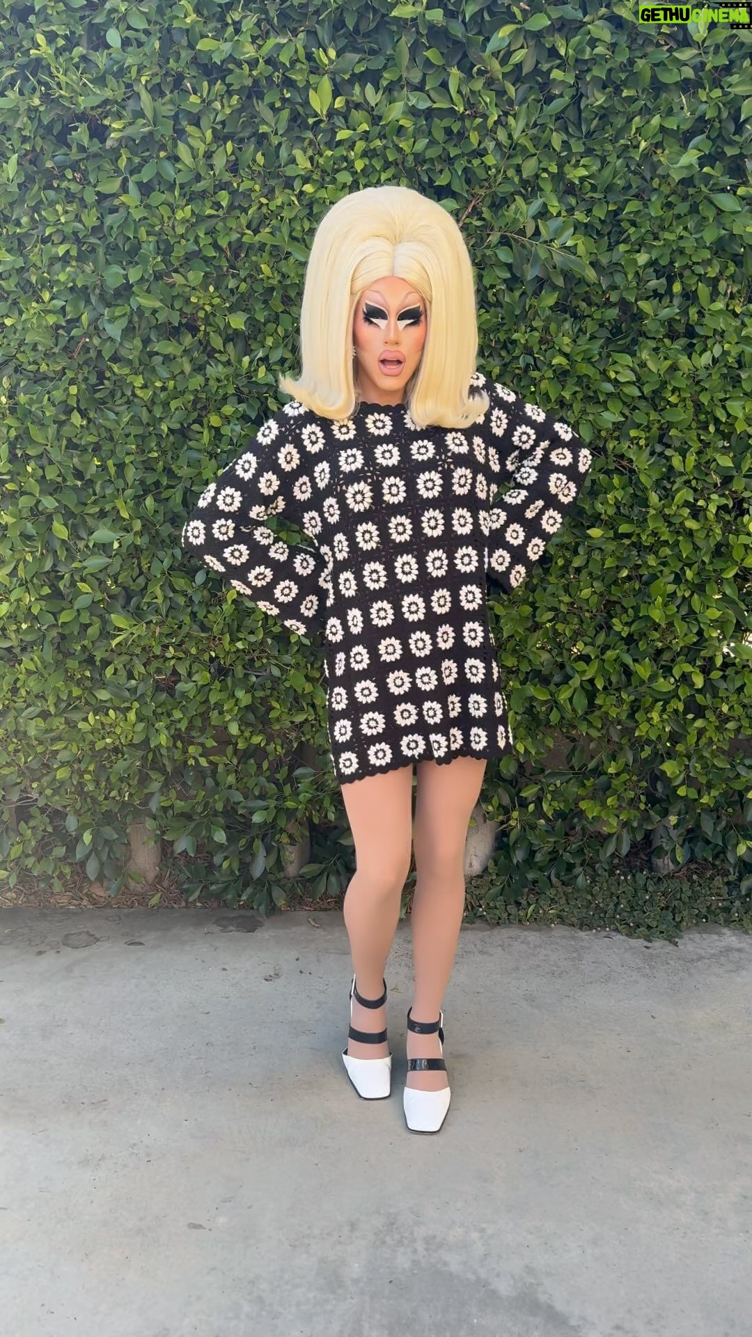 Trixie Mattel Instagram - roseanne’s couch but make it mod.