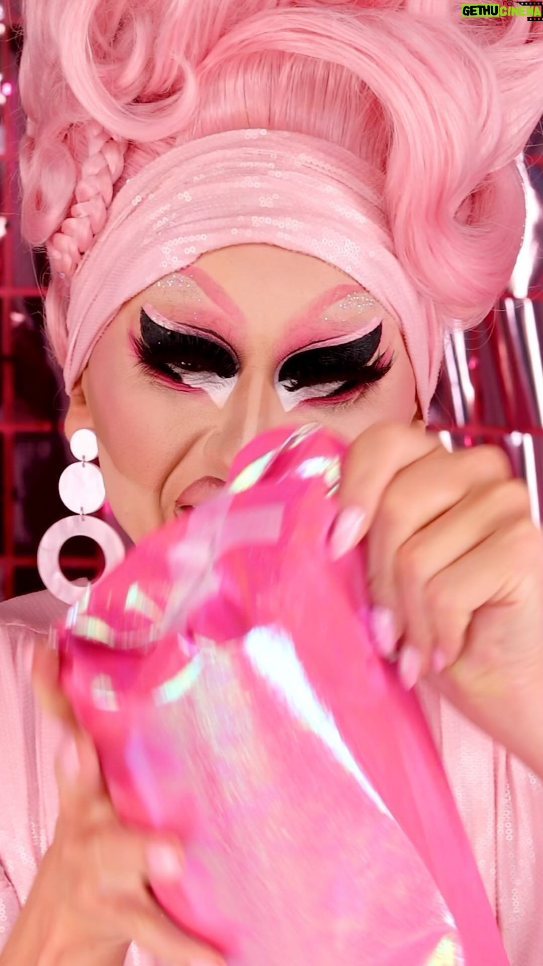 Trixie Mattel Instagram - We’re unboxing even more toys on my YouTube channel!! Go watch!