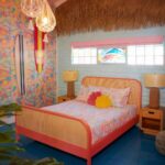 Trixie Mattel Instagram - 7 Rooms. 7 Themes. Which one is your favorite? Book your stay now at trixiemotel.com 💞 🦩 Pink Flamingo ❤️ Queen of Hearts 🛸 Atomic Bombshell 🌸 Flower Power 🐄 Yeehaw Cowgirl 🌴 Malibu Barbara 🍯 Oh Honeymoon 📸: @aprettycoolhoteltour Palm Springs, California