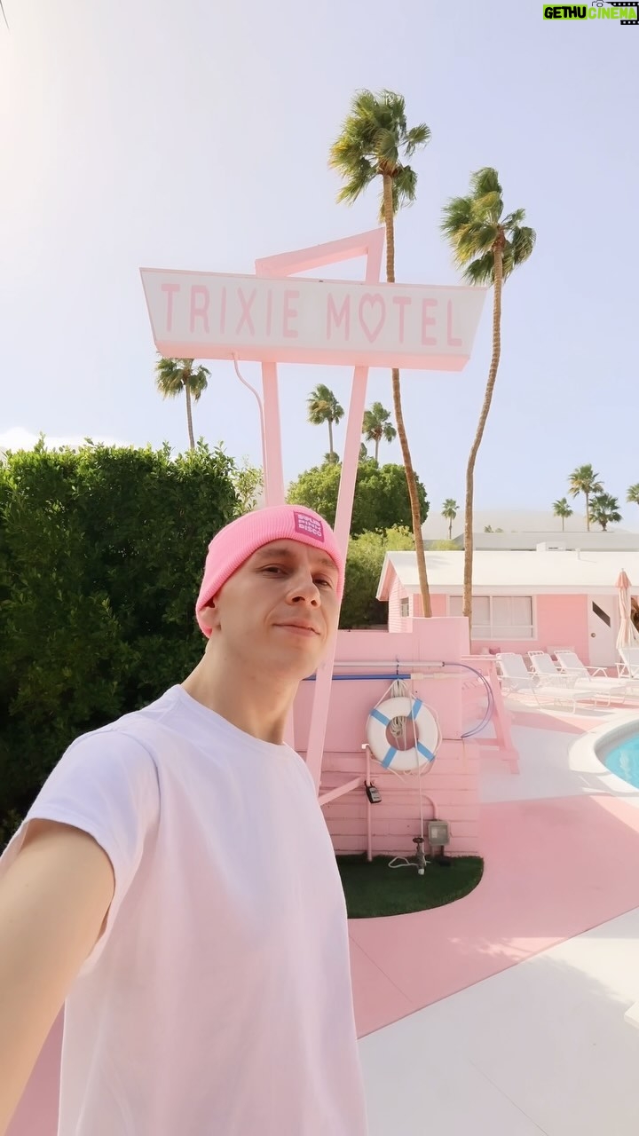 Trixie Mattel Instagram - it’s never winter at @trixiemotel