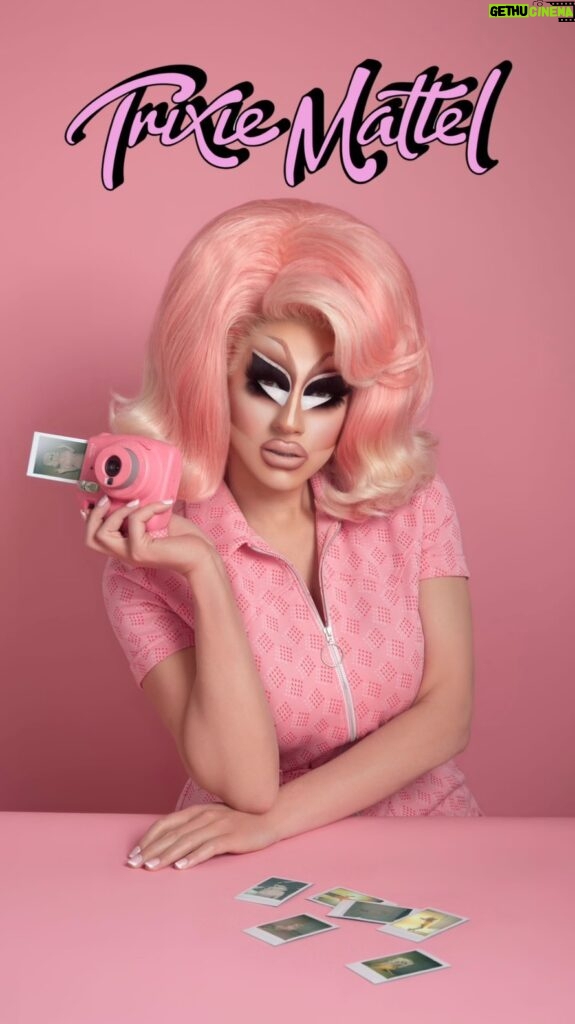 Trixie Mattel Instagram - Stock up on pink! Trixie Mattel is this year’s recipient of the Harvard College Humanist Club’s Outstanding Lifetime Achievement in Cultural Humanism Award!! The award ceremony is April 3rd at 7pm in Harvard’s Memorial Church and tickets go on sale on Tuesday 2/13 at 12pm EST! Come see Trixie speak in-person! Link in bio 🎟️🎟️