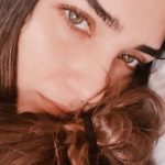 Tuba Büyüküstün Instagram – When the sun shines On my heart..☀️