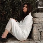 Tuba Büyüküstün Instagram - Beklerken3 📸 @serdar_armutlu #mavi💙