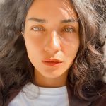 Tuba Büyüküstün Instagram - Bir yaz daha bitiyor Gökyüzü bulutlandı Dalgalar yorgun, ağır Kıyıda soluklanırlar gibi