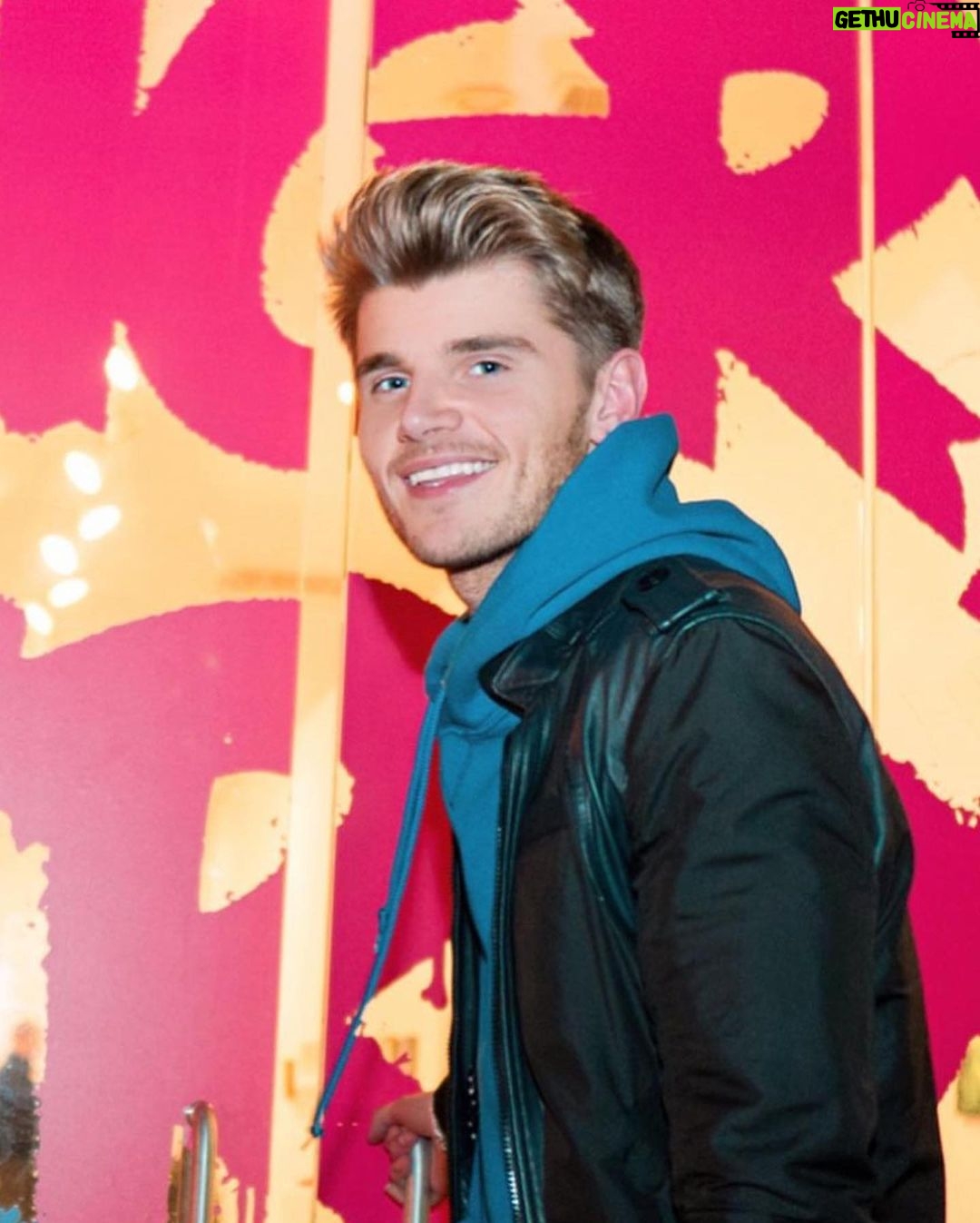 Twan Kuyper Instagram - Comment your favorite haircut! 1,2,3,4,5,6,7,8 ?