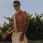 Twan Kuyper Instagram - The end of this challenge, 75 Hard, is near—I'm on day 68! Let me tell you what I love and hate about it. Let's start with the challenges I face! I hate that it's such a pain in the ass to do this every day for this long. 75 days is much longer than I originally thought. Many times, I considered quitting. The only thing that kept me going was looking at the number of days I had already completed. Those days would mean nothing if I gave up now. So, in order to keep going, I had to change my mindset. I stopped focusing on the big number, 75, and instead focused on winning today. I would do my tasks and make today my own. I would do the same the next day. This approach kept me grounded in the present and prevented me from looking too far forward. Now, let's talk about what I absolutely love about this challenge—the development of insane discipline. Excuses don't matter. For some reason, it gives me comfort to know that regardless of my desires or feelings, I have to complete these tasks. It makes me feel tough. I also love the realization that everything that feels good now will suck later, and everything that sucks now will feel amazing later. Mentally, I feel the best I've ever felt. Physically, I feel the best I've ever felt. Overall, I feel amazing, and I'm in the best shape I've ever been. I will say one thing: if you're considering taking on this challenge but waiting for motivation to kick in before you start, don't bother. I can say with absolute certainty that you won't stay motivated for 75 days. So, don't make the mistake of relying solely on motivation. For anyone who's willing to give it a shot, I say good luck! I wish you all the best, and remember, what may suck now will feel amazing later. Your best days are ahead of you. 📸 @mvphotographer