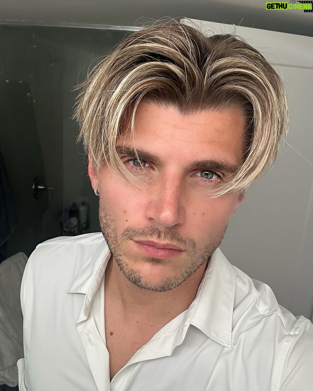Twan Kuyper Instagram - What hairstyle should I do next?