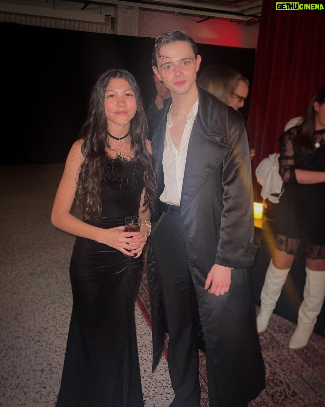 Txunamy Ortiz Instagram - Thank you @netflix for having me at the world premiere of @shadowandbone and a huge congratulations to @lewistanofficial can’t wait to binge watch the entire season. 💕