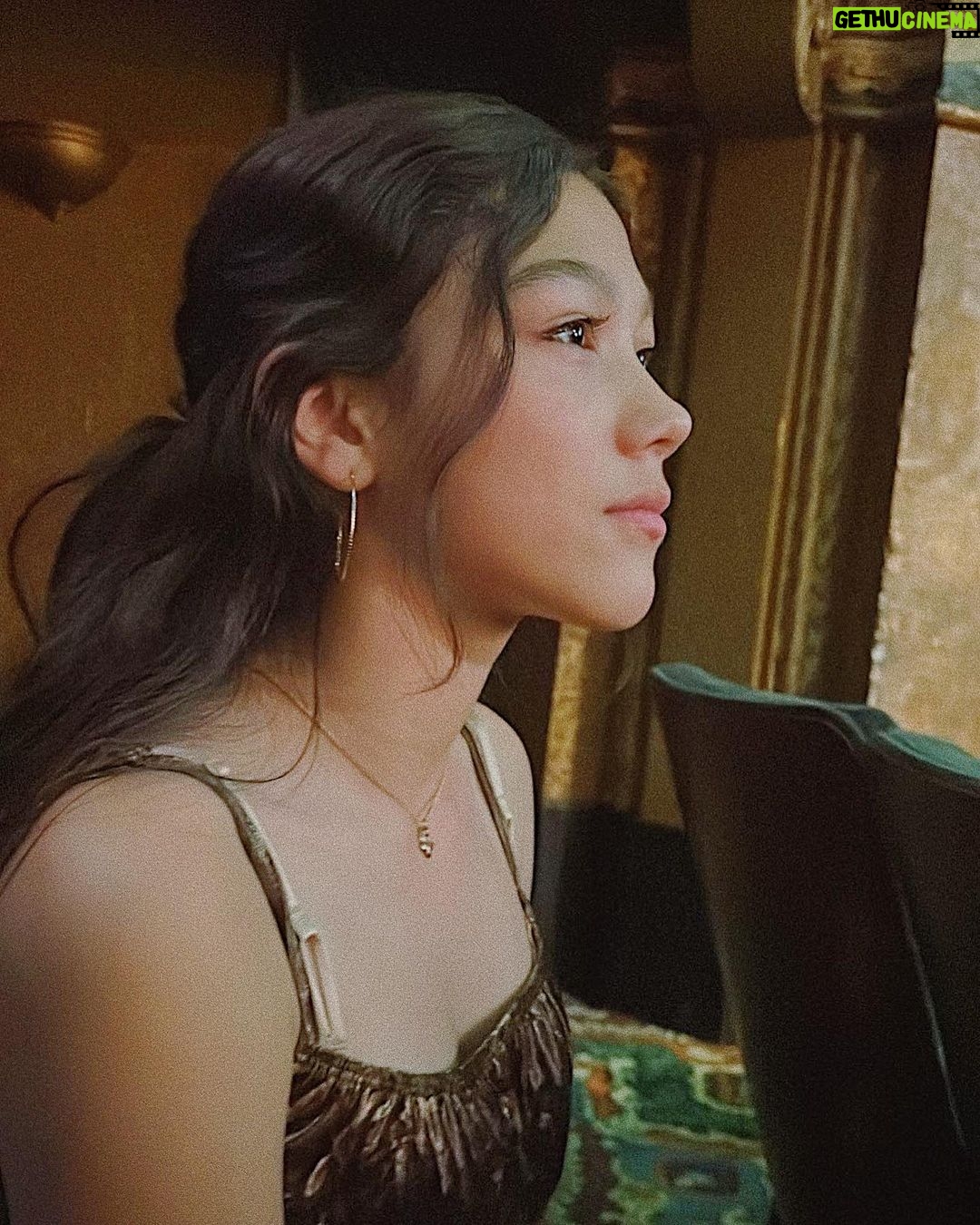 Txunamy Ortiz Instagram - Thank you @disneyplus for inviting me to the National Treasure: Edge of History” Premiere 🎥#NationalTreasureSeries 💕